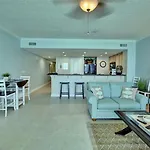 Palazzo Condo By Blue Sun